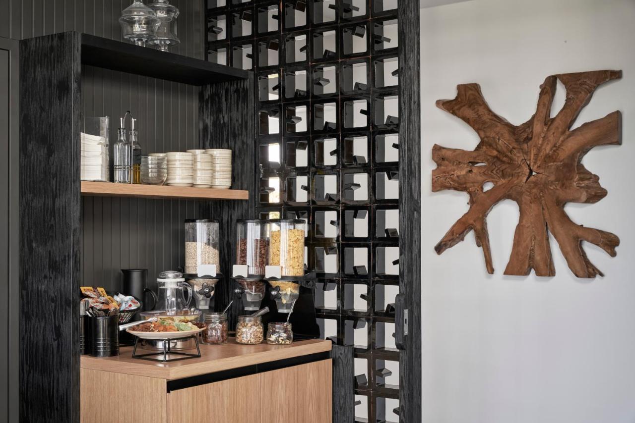 Loizos Stylish Residences Тира Экстерьер фото