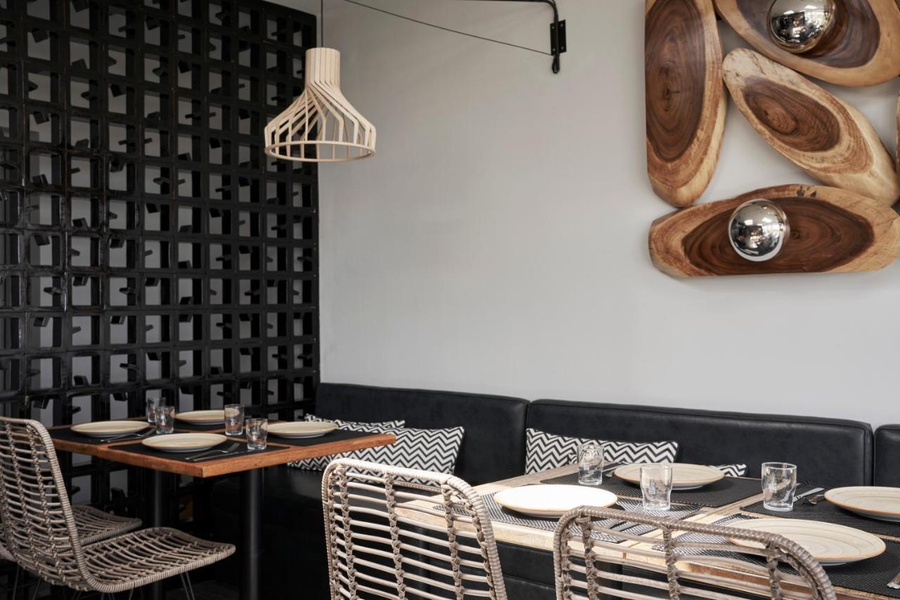 Loizos Stylish Residences Тира Экстерьер фото
