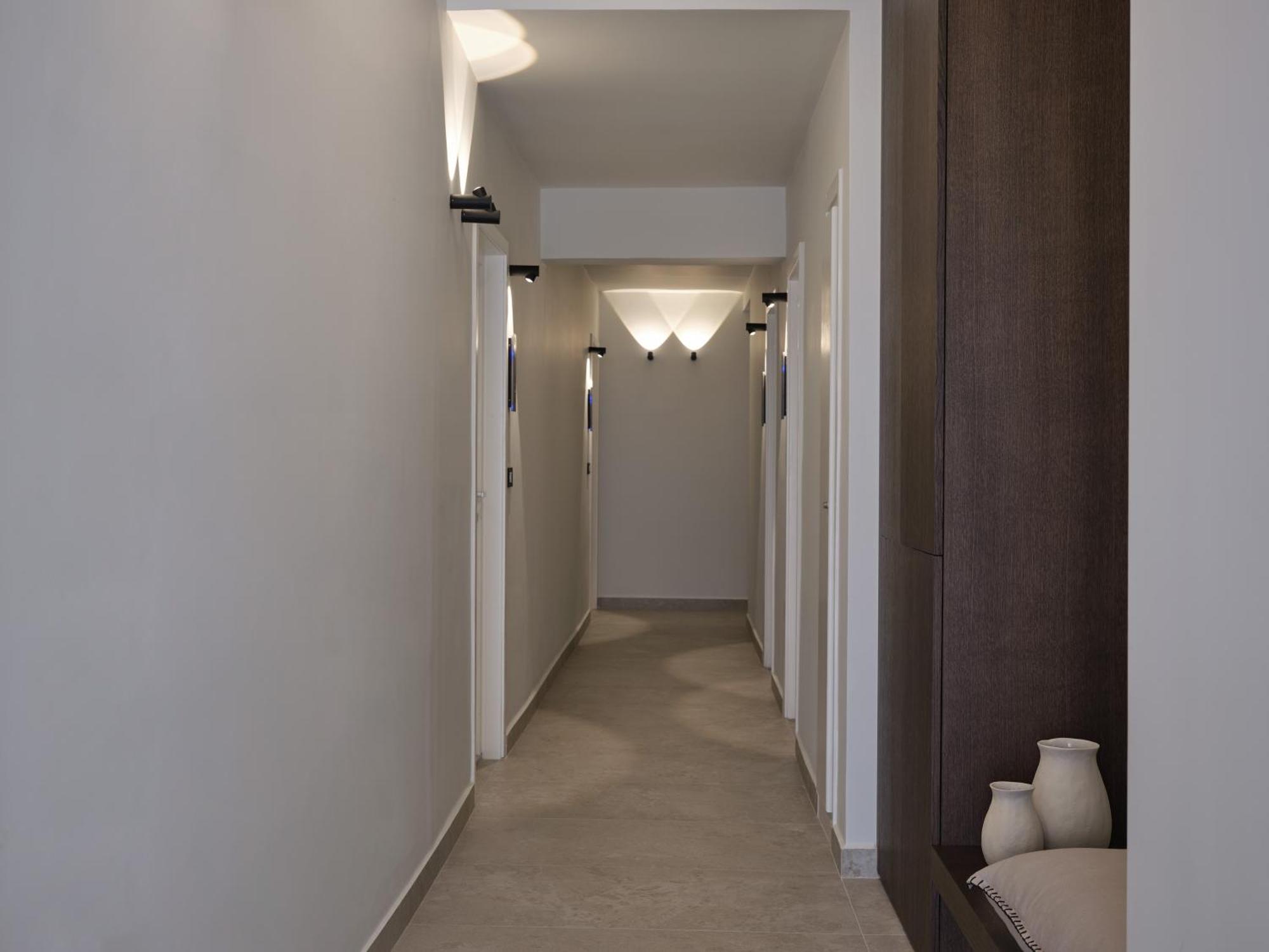 Loizos Stylish Residences Тира Экстерьер фото