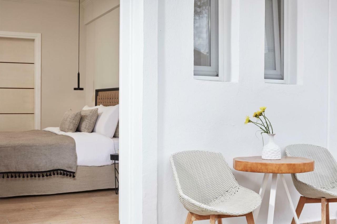 Loizos Stylish Residences Тира Экстерьер фото